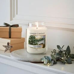 Yankee Candle Twinkling Lights Large Jar Candle 9 Yankee Candle Twinkling Lights Large Jar Candle -Yanke Home Shop 1631370e twinkling lights large lifestyle 2