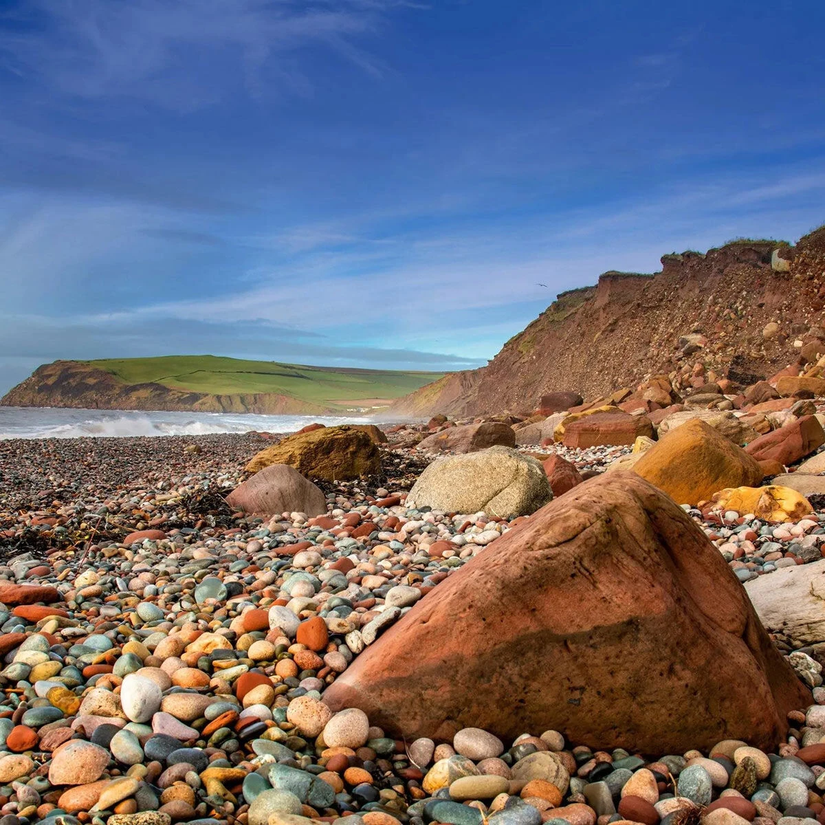 Home County Candle Co. The Suffolk - Amber & Sweet Orange Soy Candle 4 Home County Candle Co. The Suffolk - Amber & Sweet Orange Soy Candle - Image 2