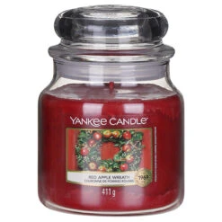 Yankee Candle Red Apple Wreath Medium Jar Candle -Yanke Home Shop yankee candle 1120698 red apple wreath medium jar candle